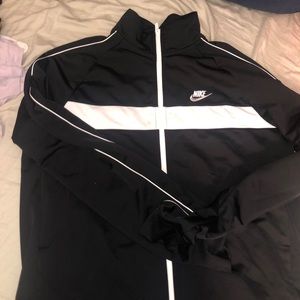 nike men’s jacket